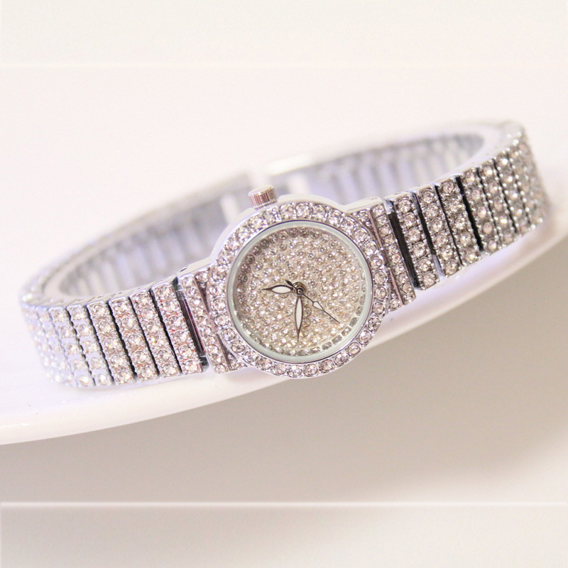 ساعة نسائية من ماركات فاخرة شه - مراجعة Luxury Watch Female وسعره