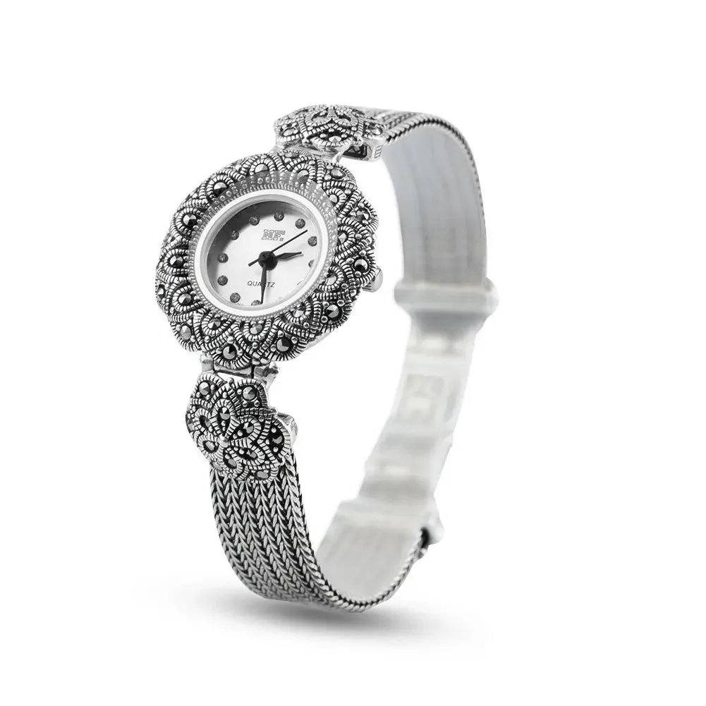 العنصر المجمع-رجعية نمط الفضة  - مراجعة Luxury Watch Photo وسعره