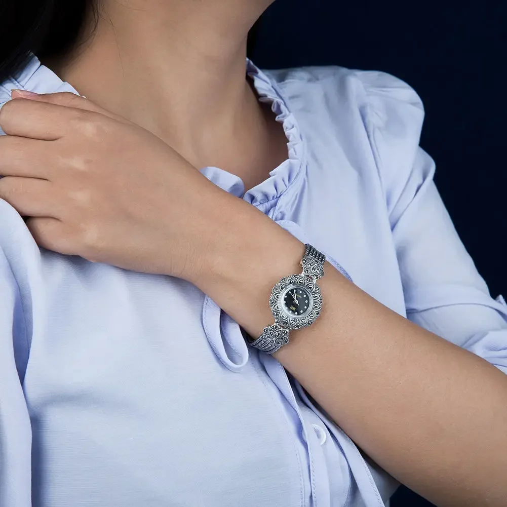 العنصر المجمع-رجعية نمط الفضة  - مراجعة Luxury Watch Photo وسعره