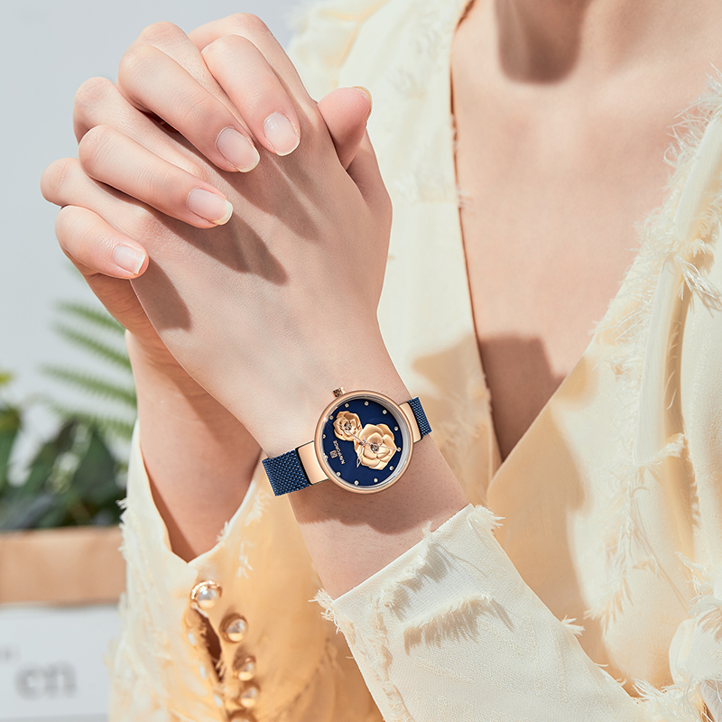 طقم ساعات نسائية فاخرة من NAVI - مراجعة Luxury Watch Female وسعره